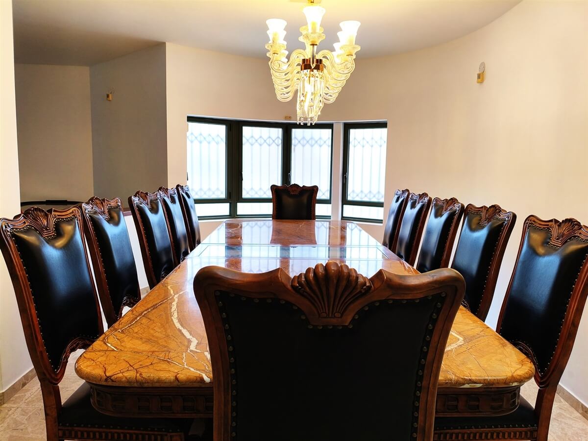 תמונה של וילה חצר וסלון - 6