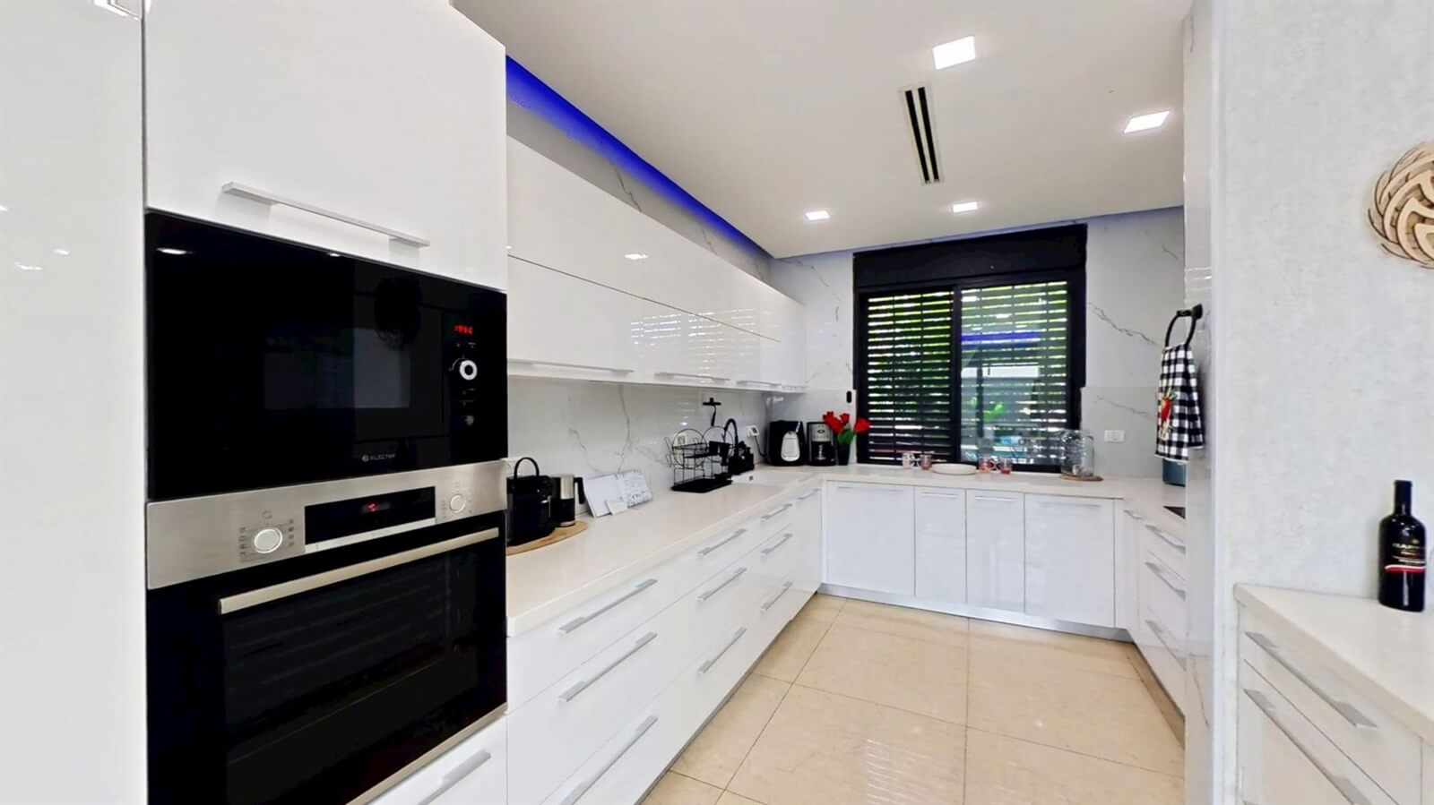 תמונה של יחידות אירוח - 5