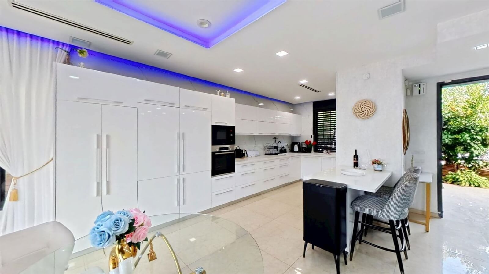 תמונה של יחידות אירוח - 4