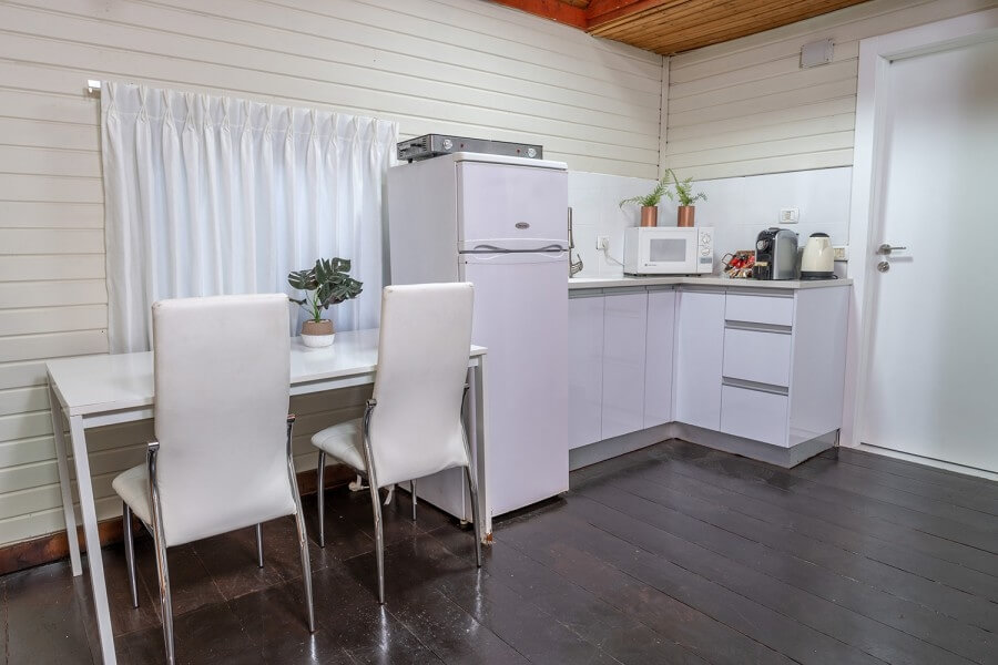 תמונה של בקתת מול הים - 2 תמונה של בקתת מול הים - 2