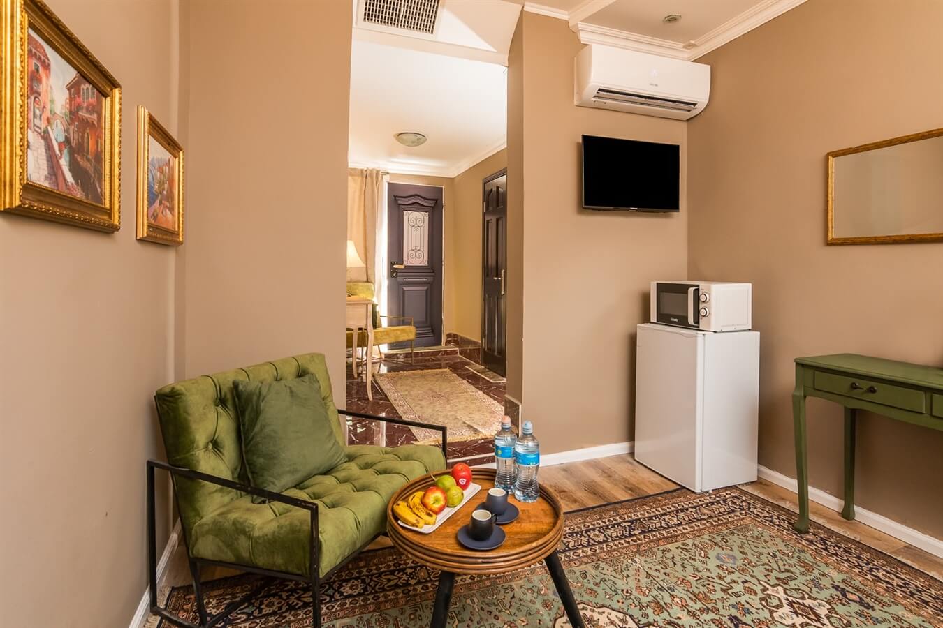 תמונה של חדר עם חצר וג'קוזי - 5 תמונה של חדר עם חצר וג'קוזי - 5