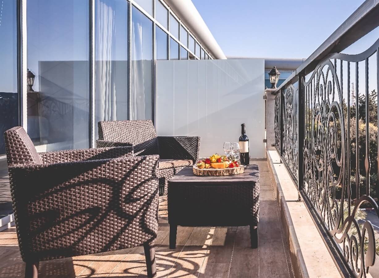 תמונה של דלקס עם מרפסת - 2