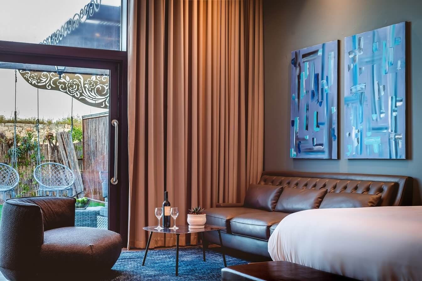 תמונה של סוויטה עם בריכה - 8