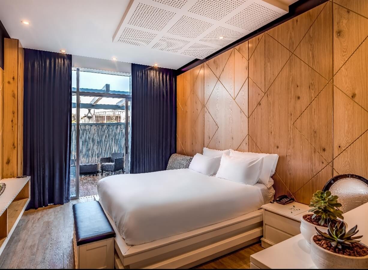 תמונה של קלאסיק עם מרפסת - 2