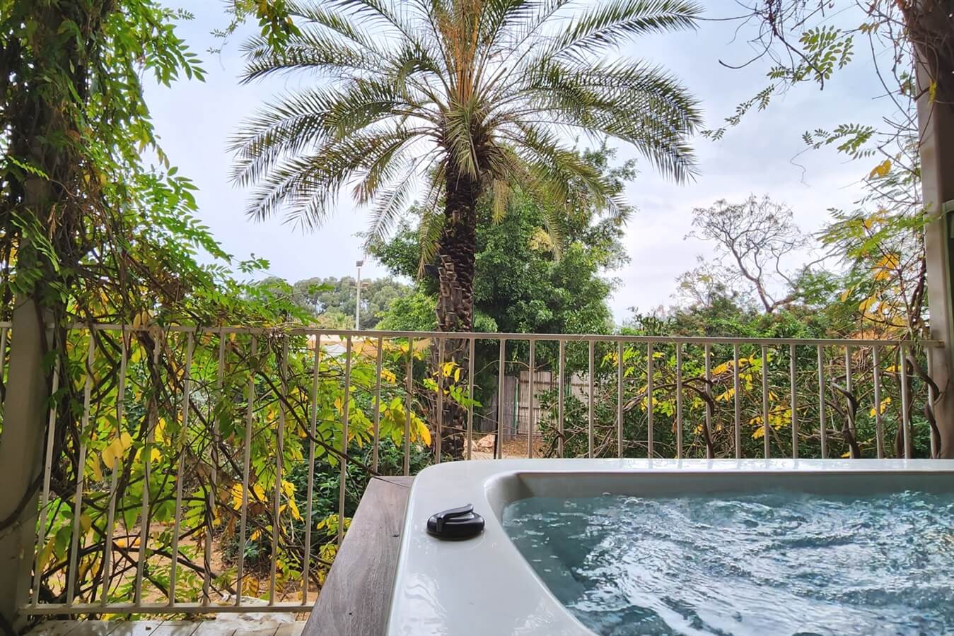 תמונה של חדר ג'קוזי אקזיקיוטיב - 2 תמונה של חדר ג'קוזי אקזיקיוטיב - 2