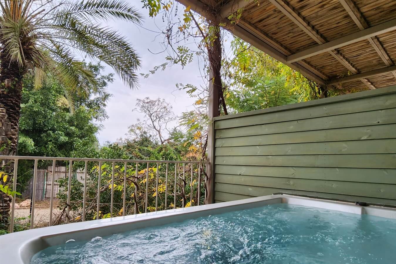 תמונה של חדר ג'קוזי אקזיקיוטיב - 11 תמונה של חדר ג'קוזי אקזיקיוטיב - 11