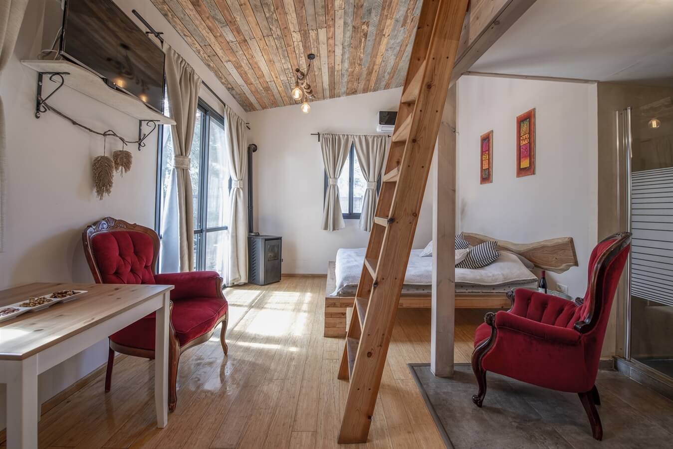 תמונה של בקתת פשטות - 2