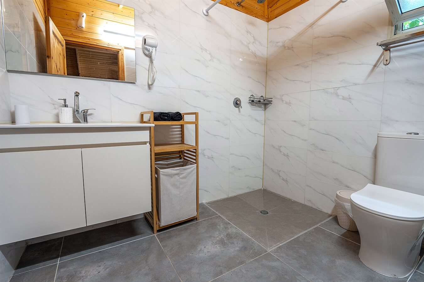 תמונה של סוויטה יגל - 12