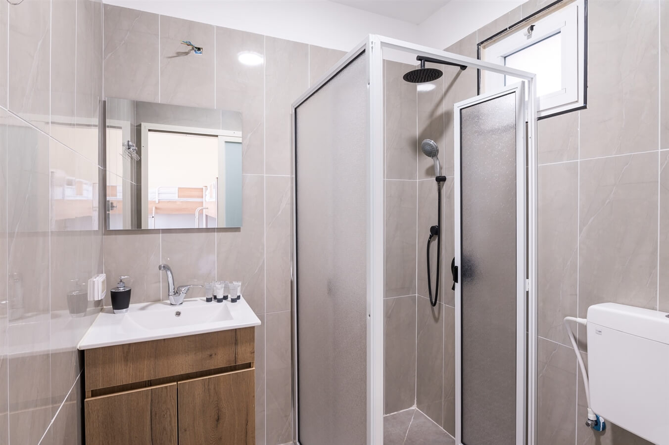 תמונה של יחידות האירוח - 8