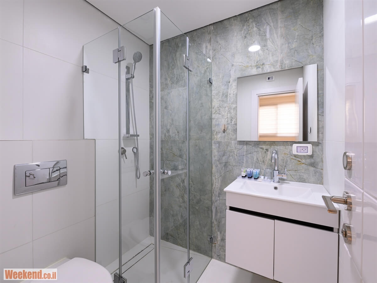 תמונה של הסוויטה האפורה - 13 תמונה של הסוויטה האפורה - 13