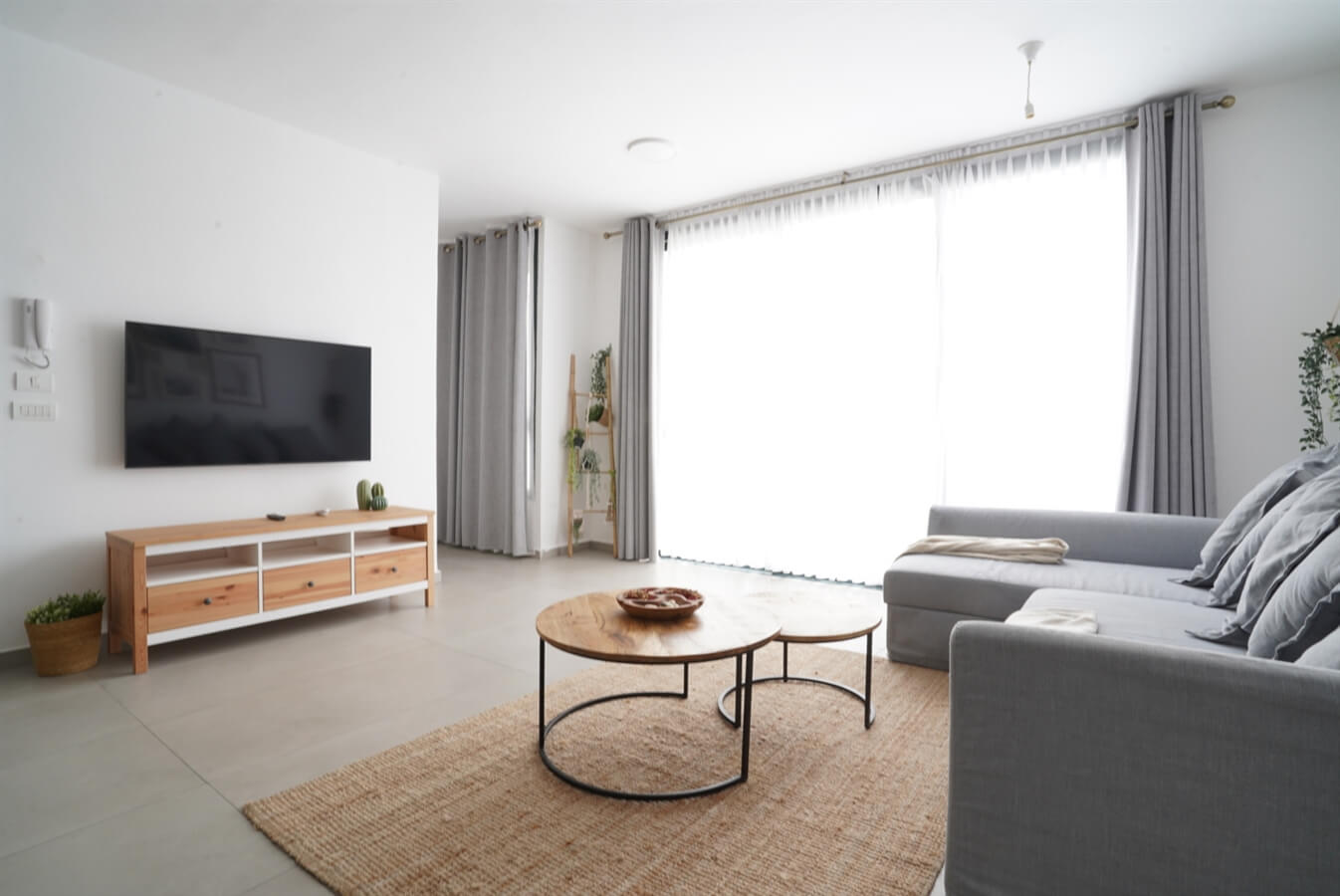 תמונה של הפנטהאוזים - 3