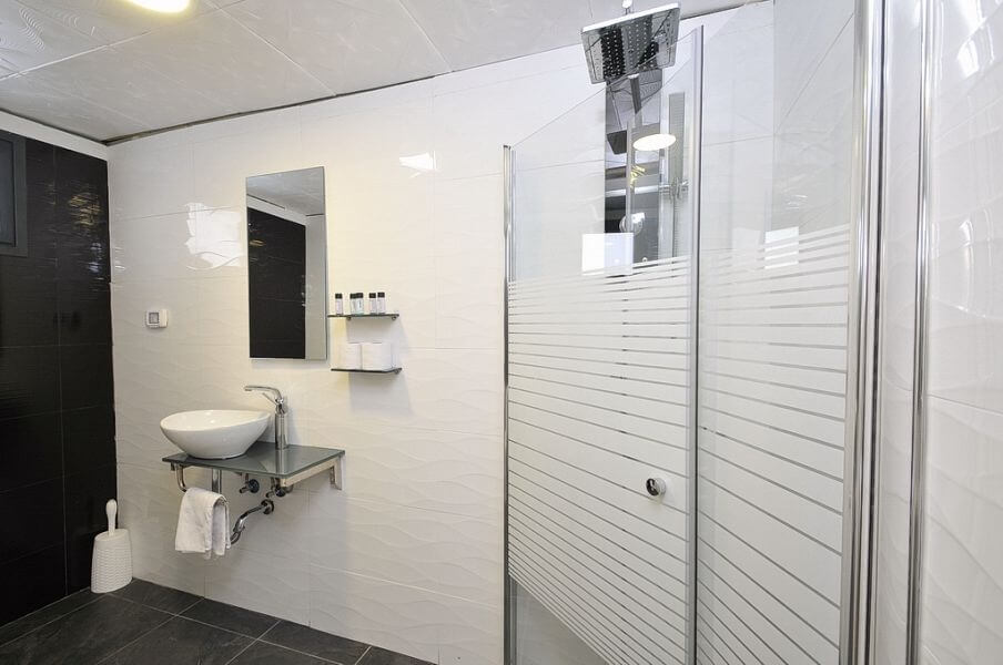 תמונה של יהלום + ספיר - 10 תמונה של יהלום + ספיר - 10