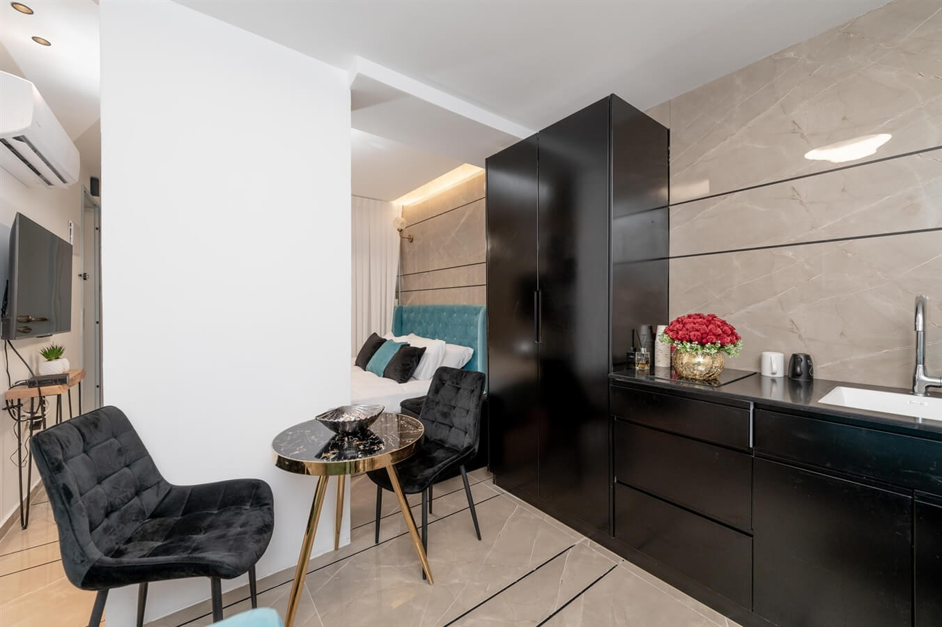 תמונה של סוויטה תכלת - 5