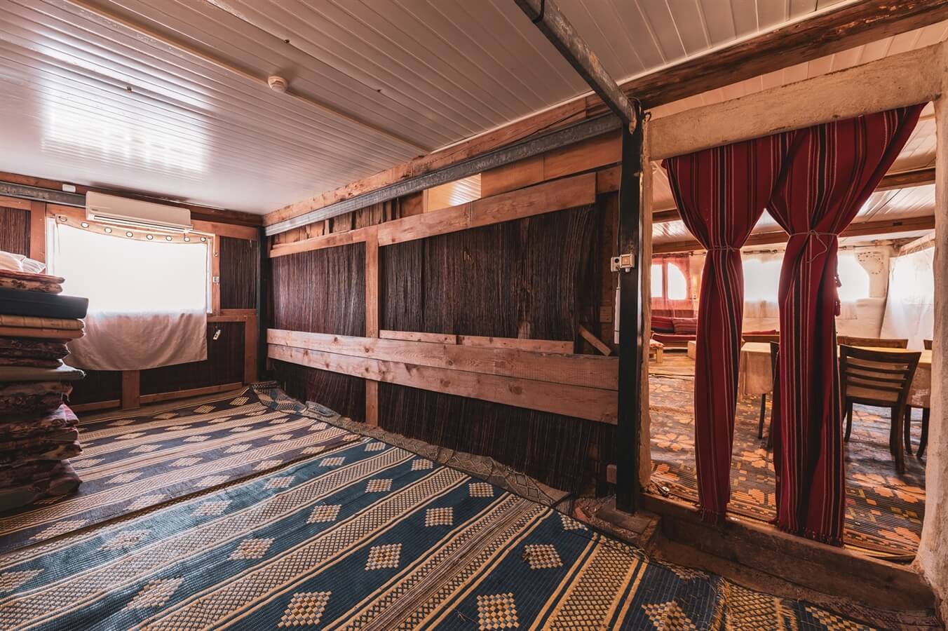 תמונה של החאנים - 25