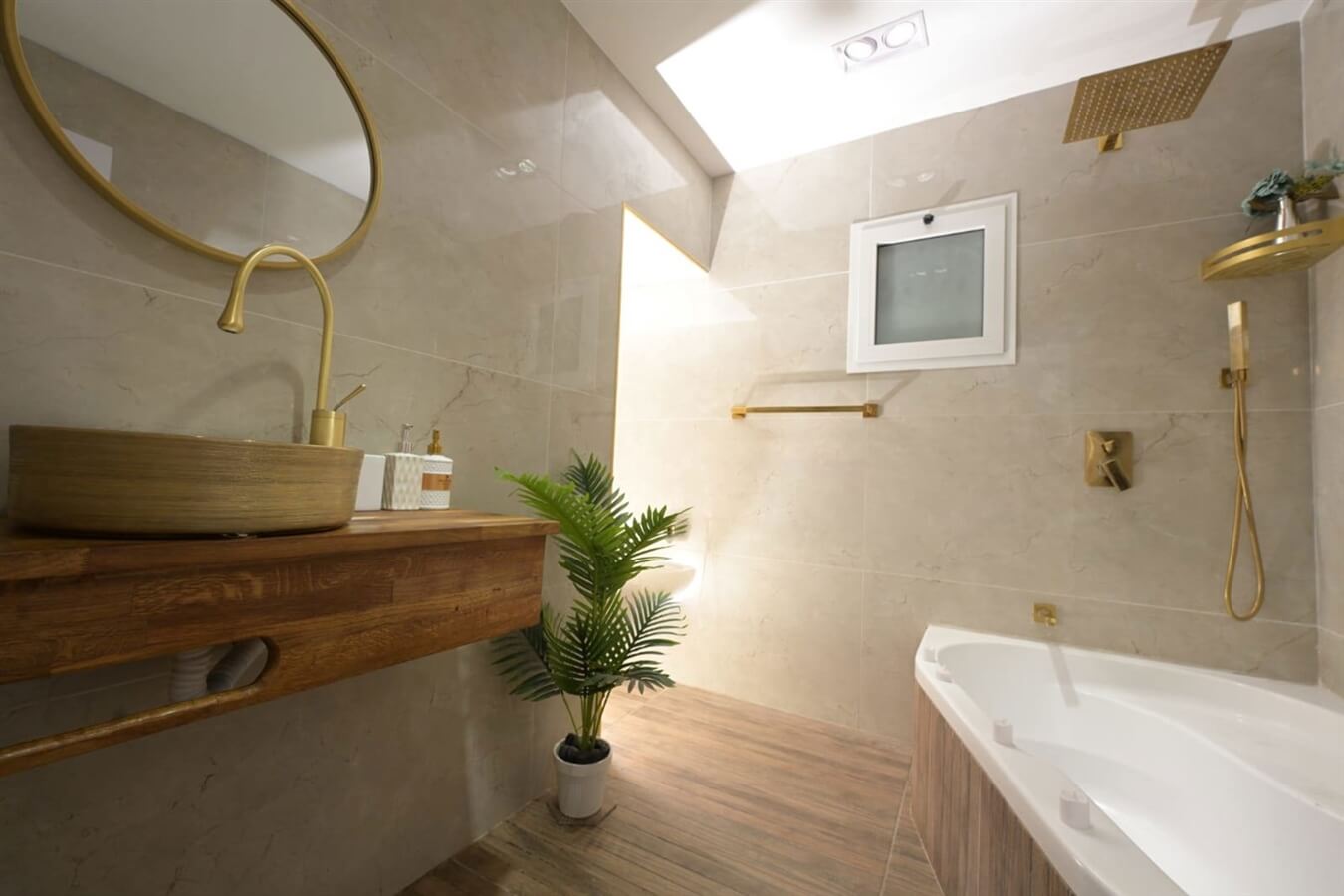 תמונה של יחידה משפחתית - 6