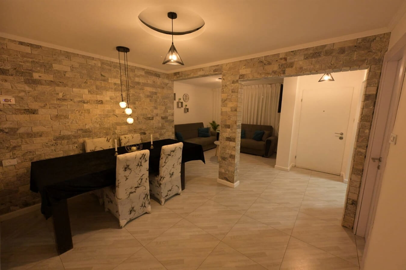 תמונה של יחידה משפחתית - 5