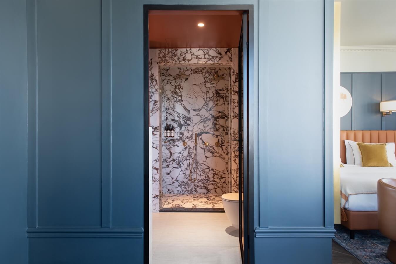 תמונה של סוויטה עם מרפסת - אמבטיה - 9