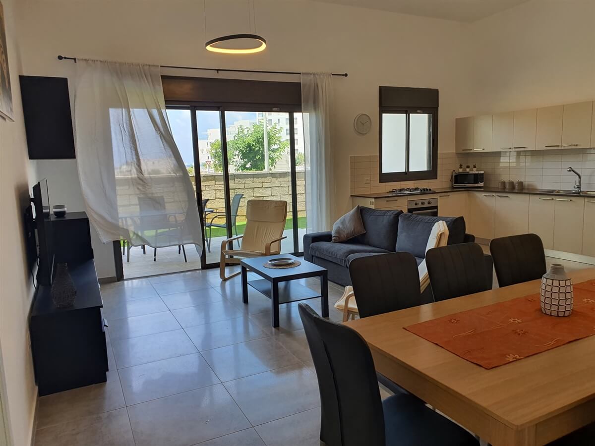 תמונה של דירת גן 1 - 2