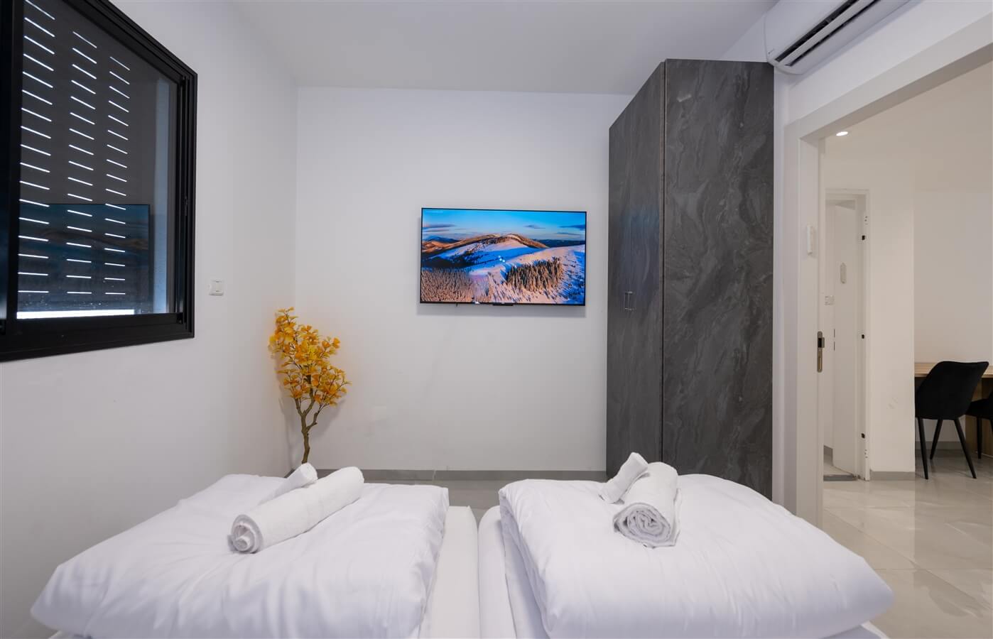 תמונה של מיני פנטהאוז 1 - 3