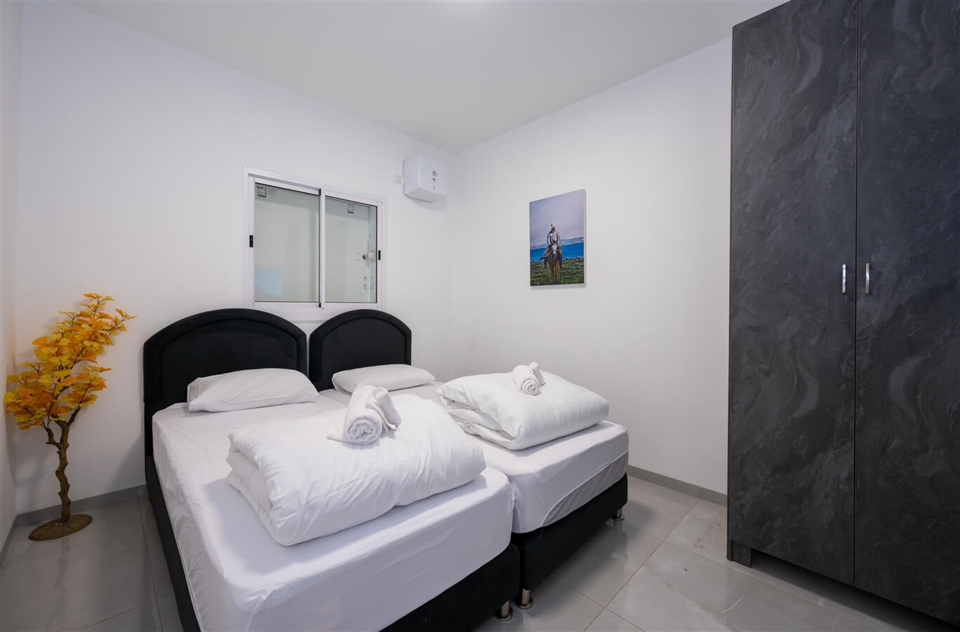 תמונה של מיני פנטהאוז 1 - 4