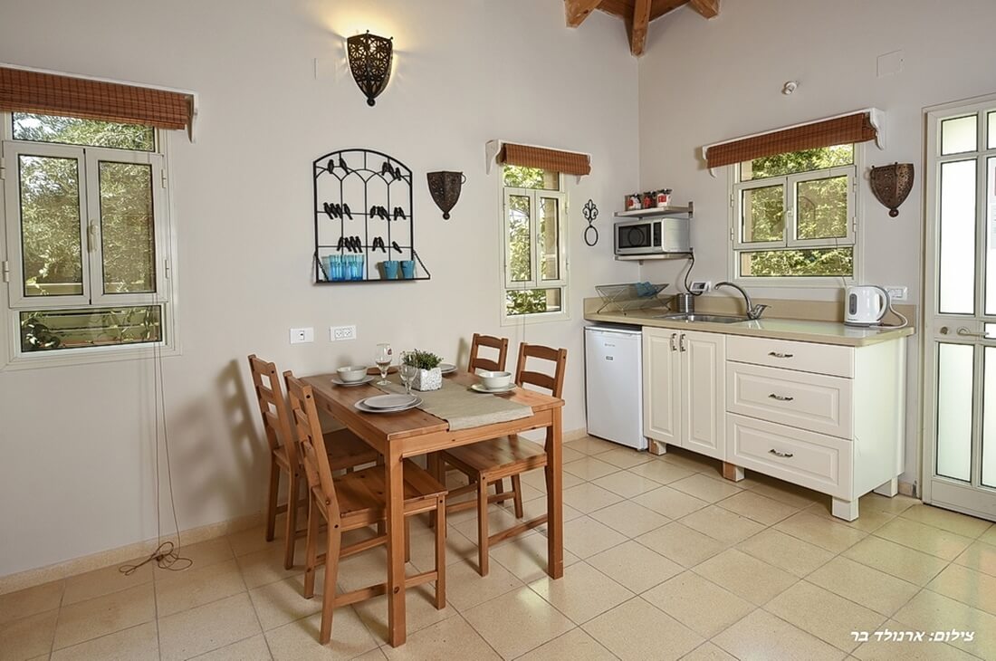 תמונה של סוויטות 1+2 - 6