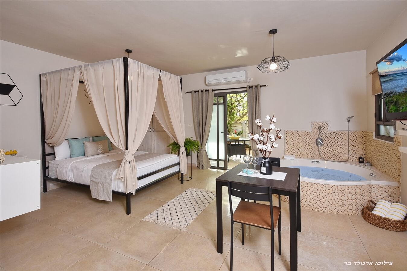 תמונה של סוויטות 3+4 - 3