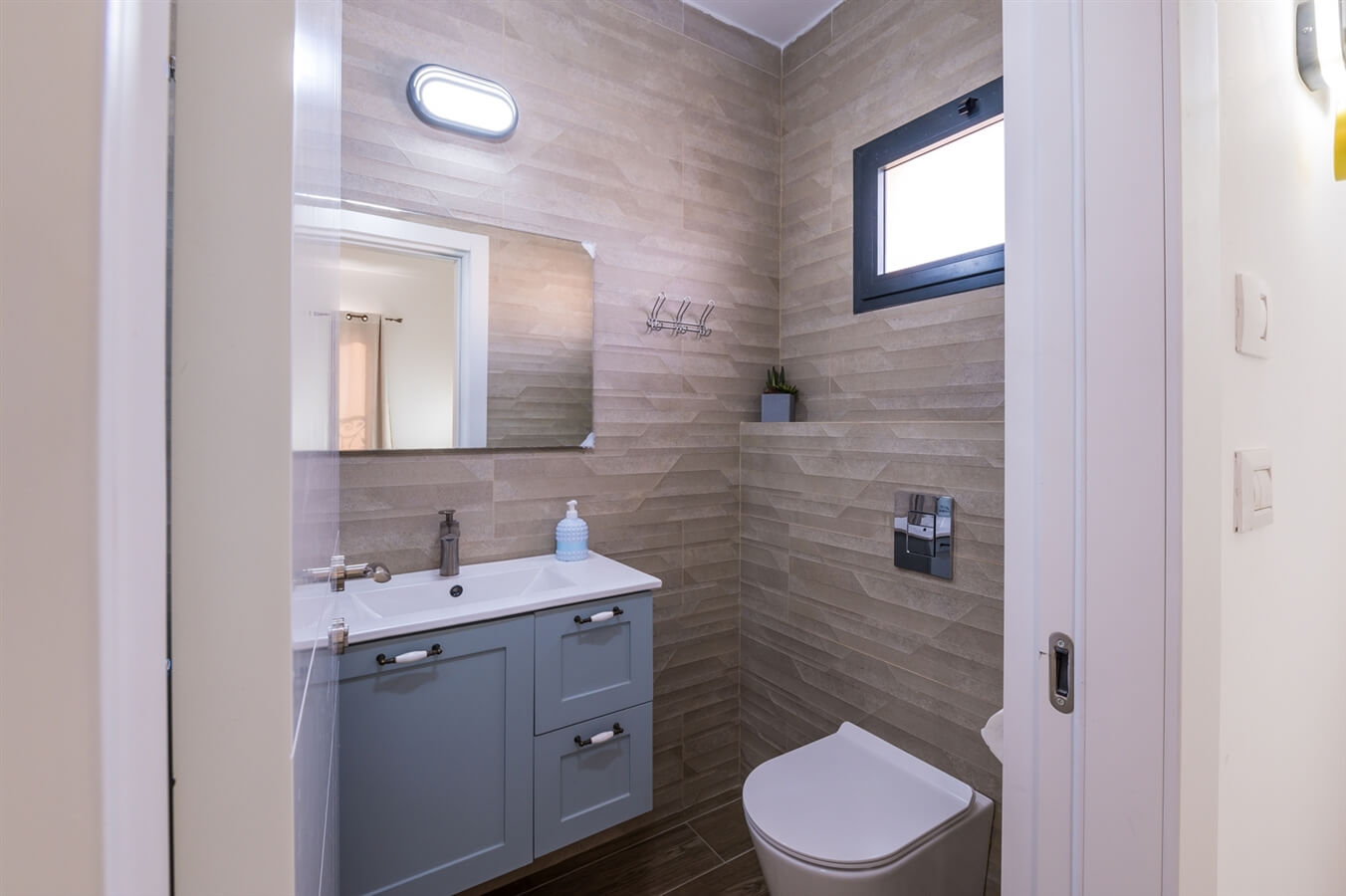 תמונה של סטודיו עם ג'קוזי ומרפסת - 9