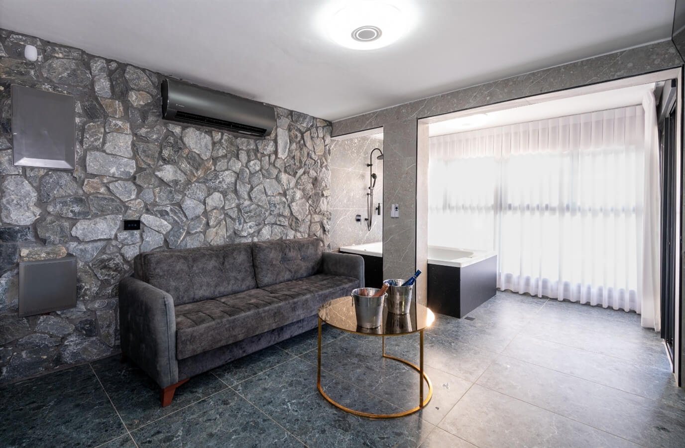 תמונה של סוויטה 75/26 - 5