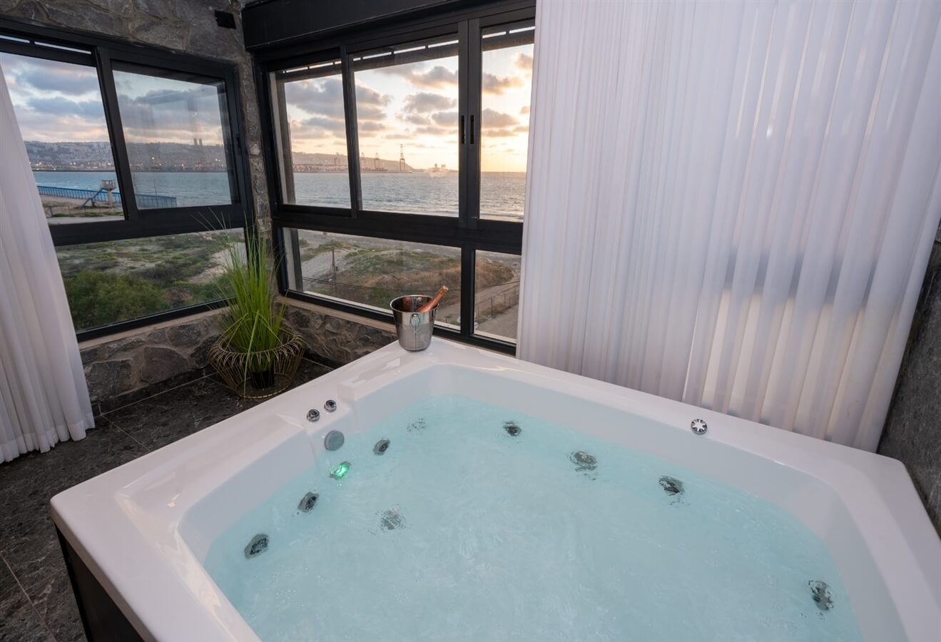 תמונה של סוויטה 75 - 9