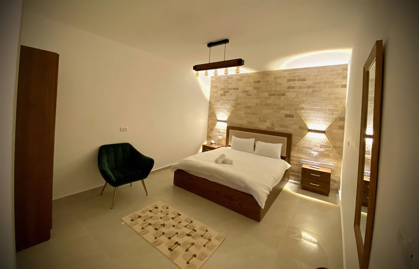 תמונה של סוויטות 1+2 - 11