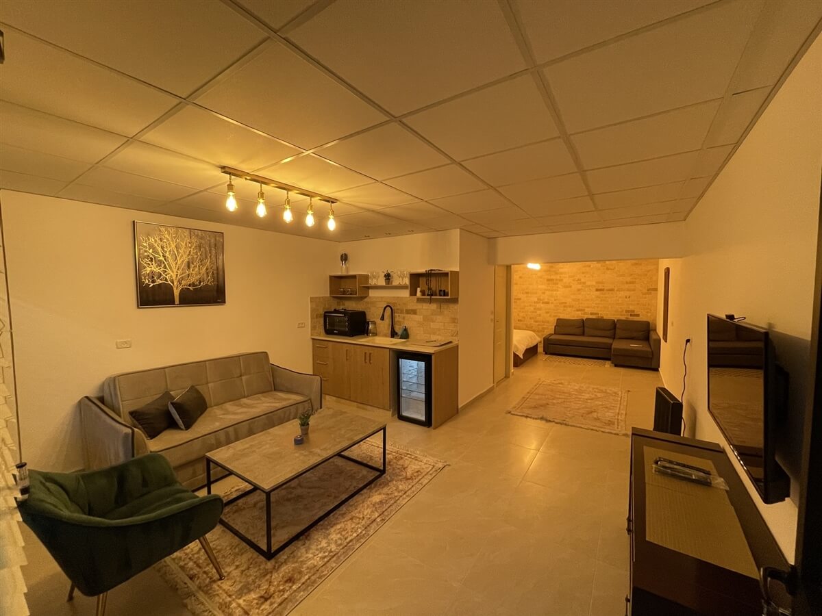 תמונה של סוויטה 3 - 2