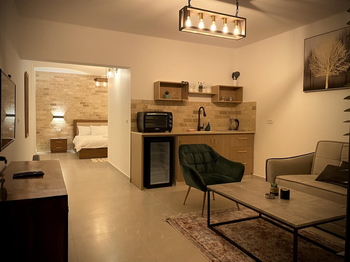 תמונה של סוויטות 1+2 - 4