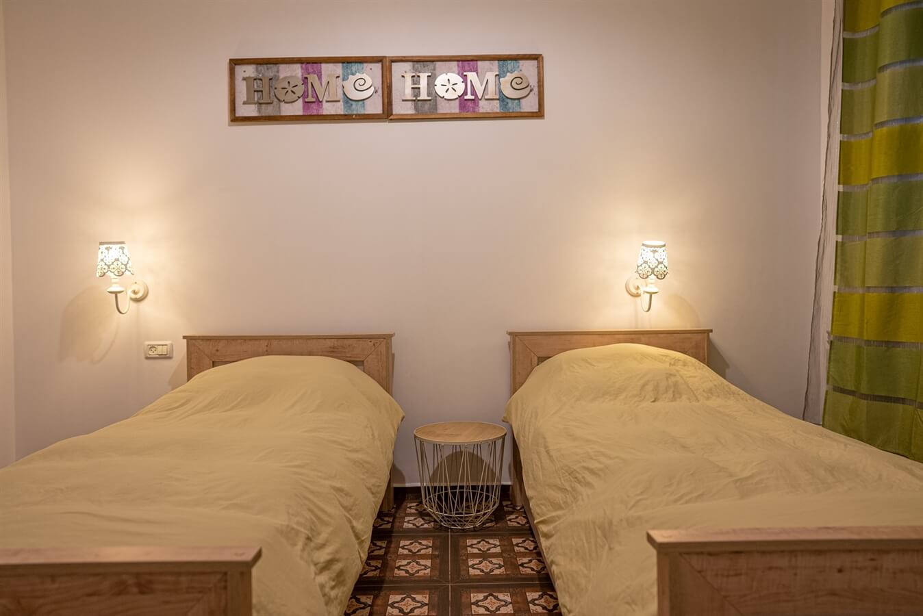 תמונה של משפחתית 2 - 3 תמונה של משפחתית 2 - 3