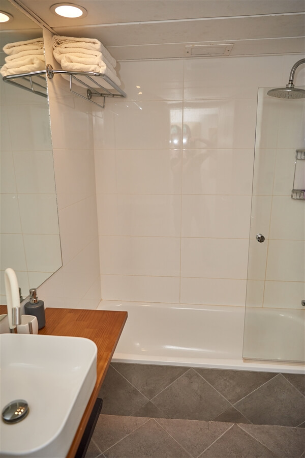 תמונה של danos place - 6