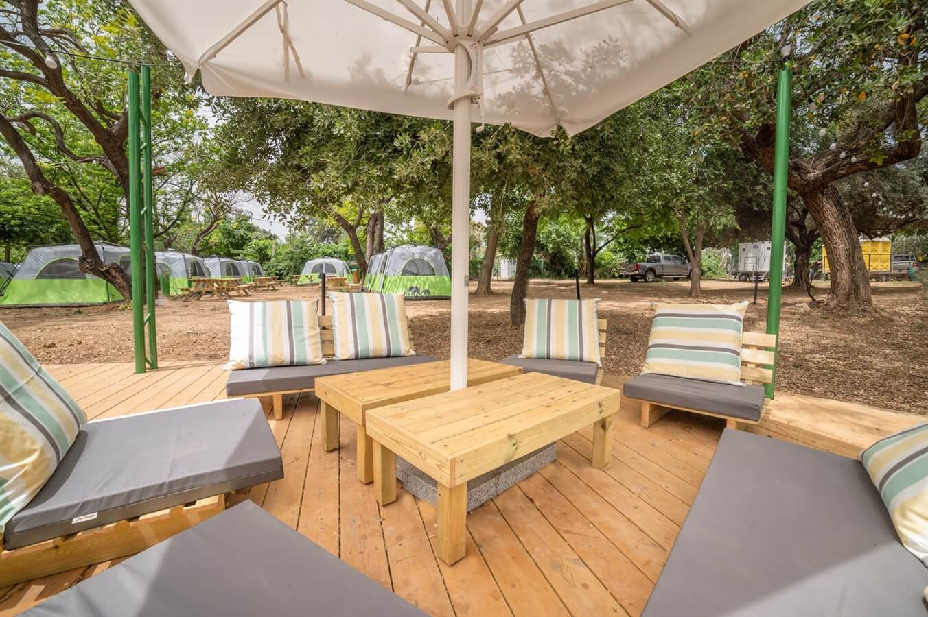 תמונה של אוהלי פופ-אפ - 14 תמונה של אוהלי פופ-אפ - 14