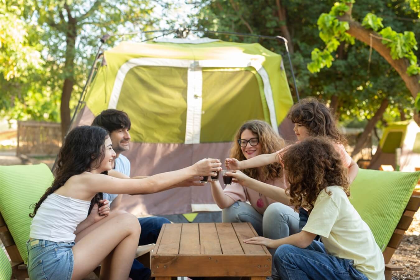 תמונה של אוהלי פופ-אפ - 2 תמונה של אוהלי פופ-אפ - 2