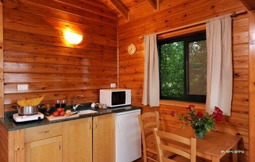 תמונה של בקתות עץ זוגיות ומשפחתיות - 5