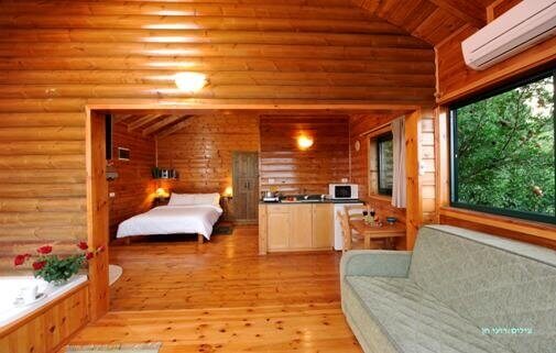 תמונה של בקתות עץ זוגיות ומשפחתיות - 4